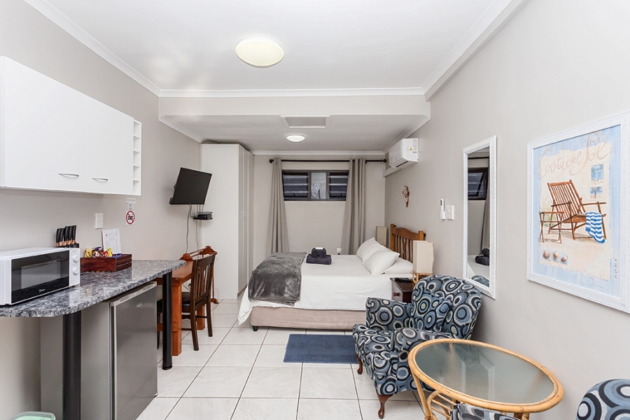 8 Bedroom Property for Sale in Melkbosstrand Central Western Cape
